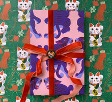 Load image into Gallery viewer, Lucky Cat Giftwrap
