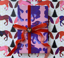 Load image into Gallery viewer, Holiday Horsies Giftwrap
